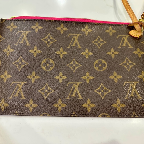 Louis Vuitton Neverfull MM/GM Pouch Monogram Fuchsia Noe Interior - Picture 5 of 6